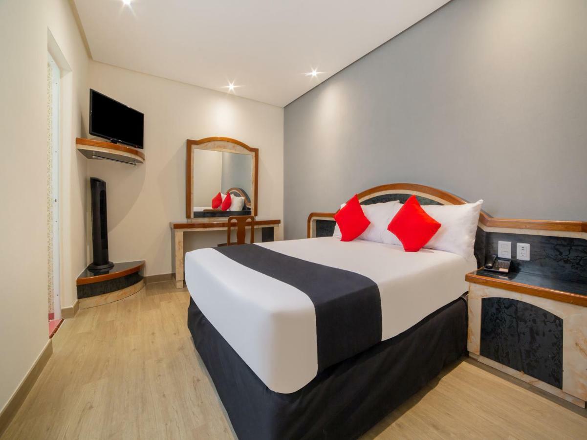 Hotel Monarca เม็กซิโกซิตี้ ภายนอก รูปภาพ